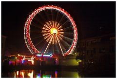 Riesenrad am Teich