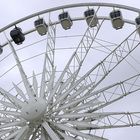 Riesenrad an der Strandpromenade