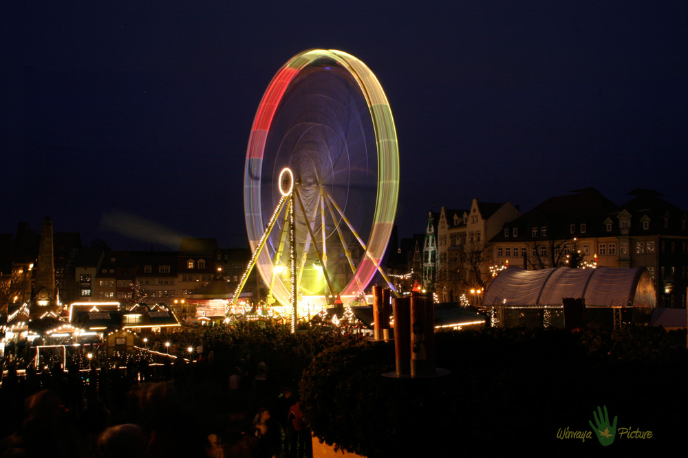 Riesenrad auf dem Erfurter Weihnachtsmarkt