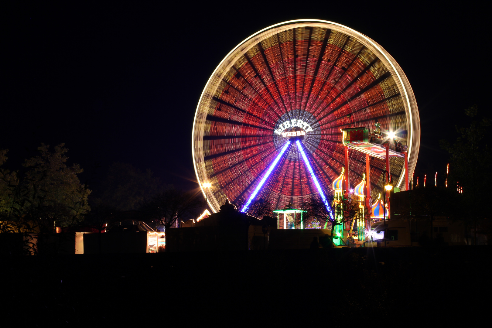 Riesenrad auf dem Gallusmarkt