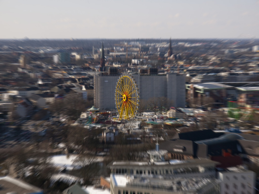 Riesenrad auf dem Hamburger Frühlingsdom