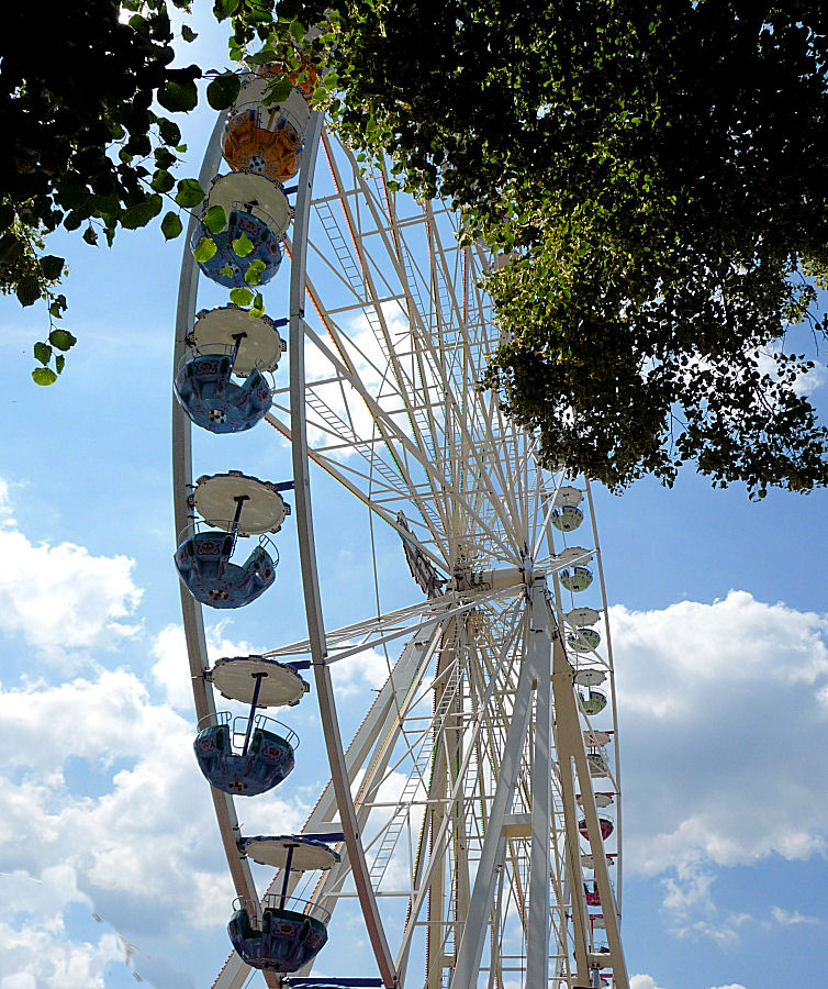 Riesenrad auf der Kirmes in Münster