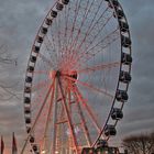 Riesenrad auf Weihnachtsmarkt