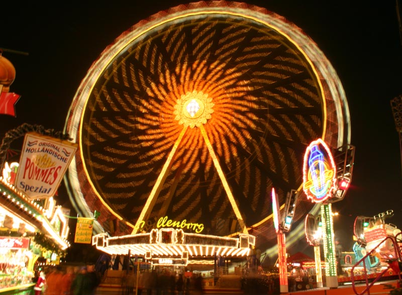 Riesenrad auf Winterdom