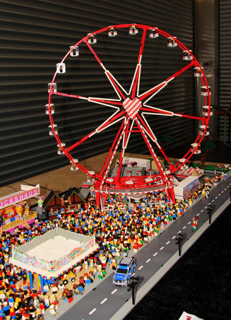 Riesenrad aus LEGO