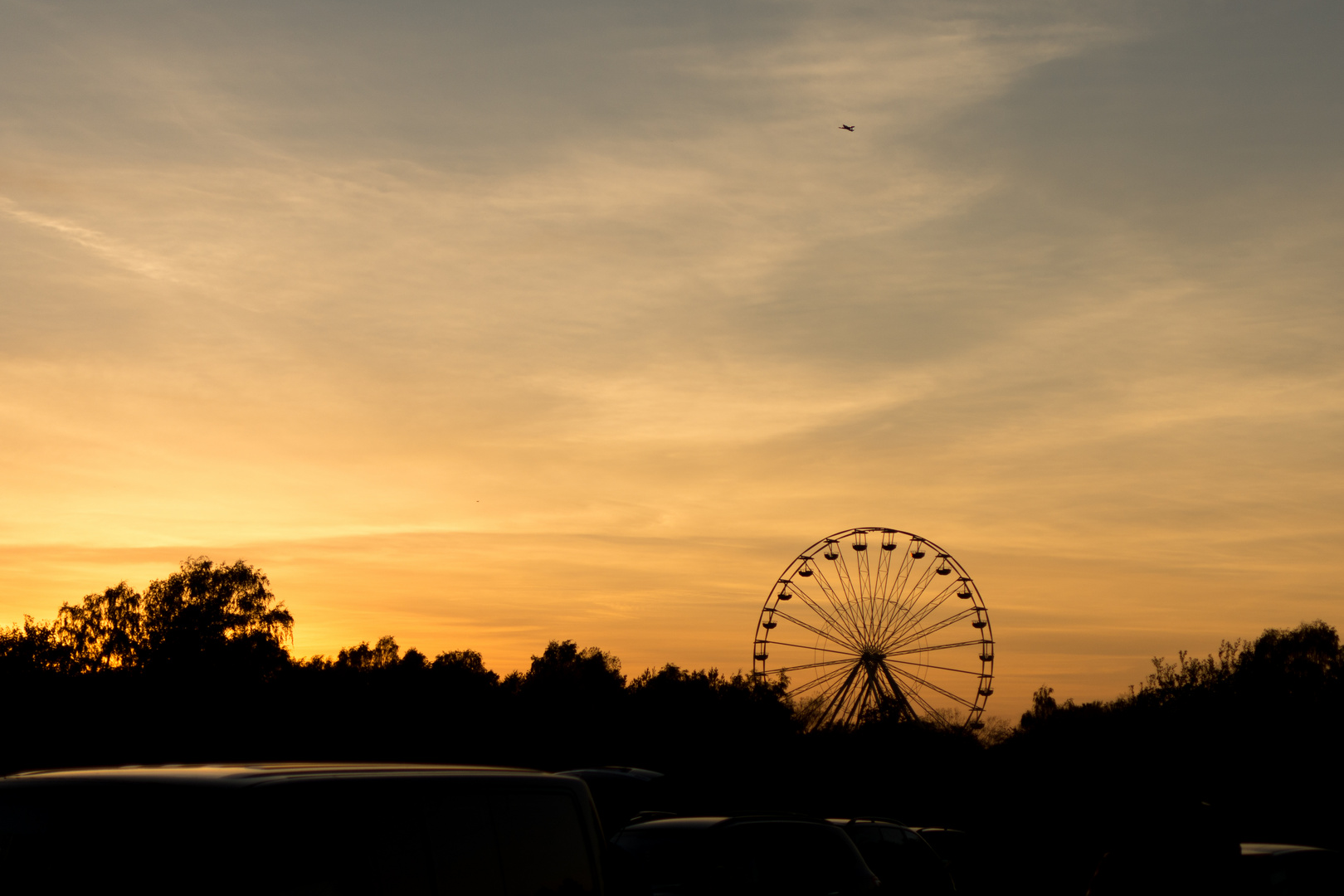 Riesenrad bei Abenddämmerung