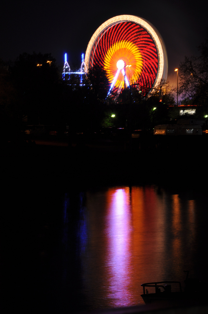 Riesenrad bei Nacht