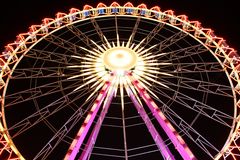 Riesenrad bei Nacht