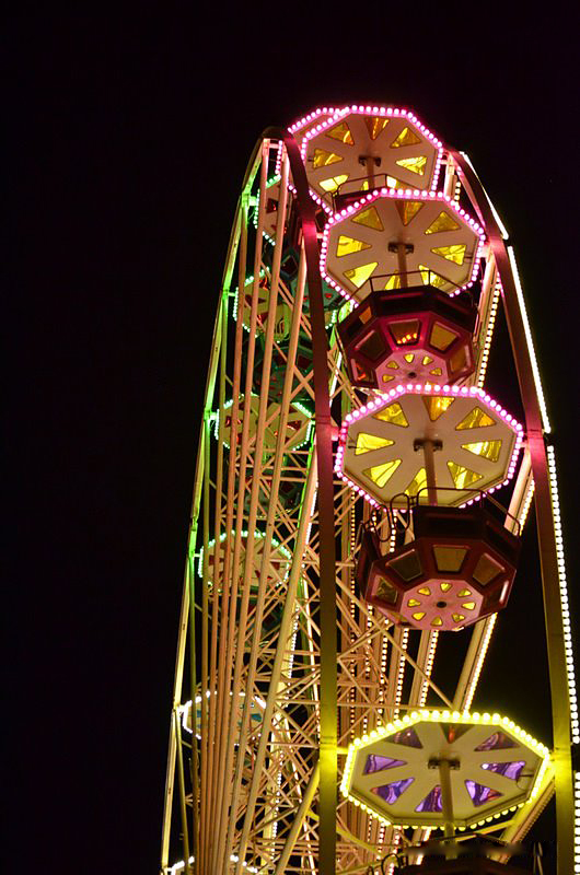 Riesenrad bei Nacht