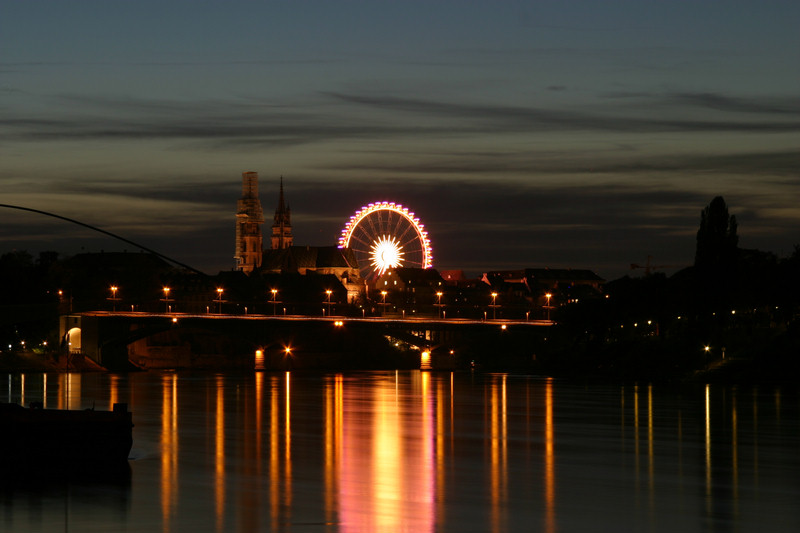 Riesenrad bei Nacht