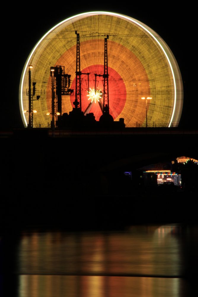 Riesenrad-Farbspiele VI