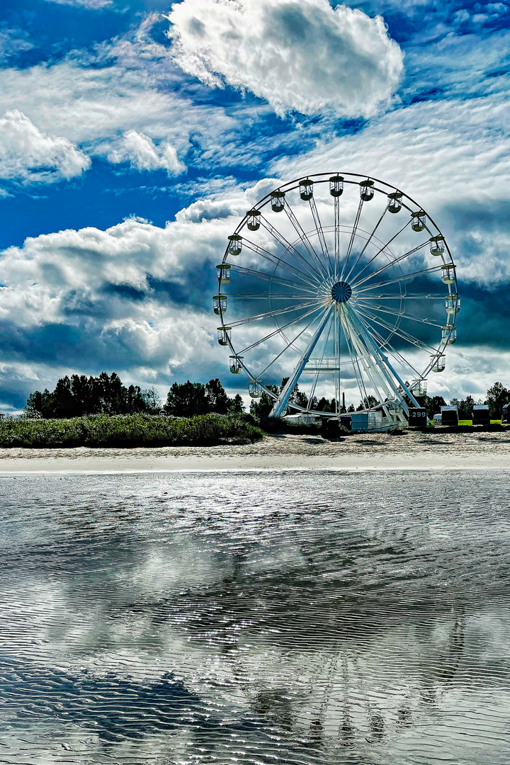 Riesenrad im Nordseewatt