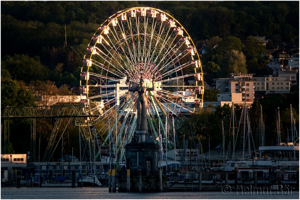 Riesenrad in der  Abnedsonne