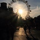 Riesenrad in der Herbstsonne