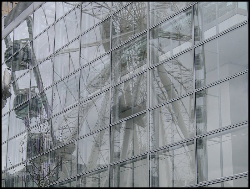 Riesenrad in Glas