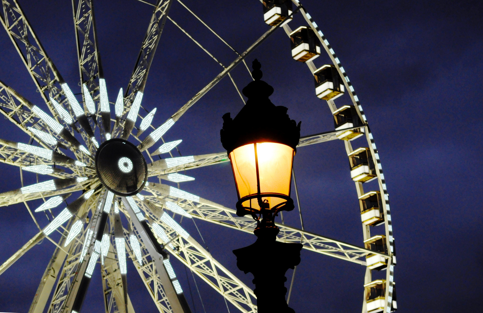 Riesenrad mit Laterne