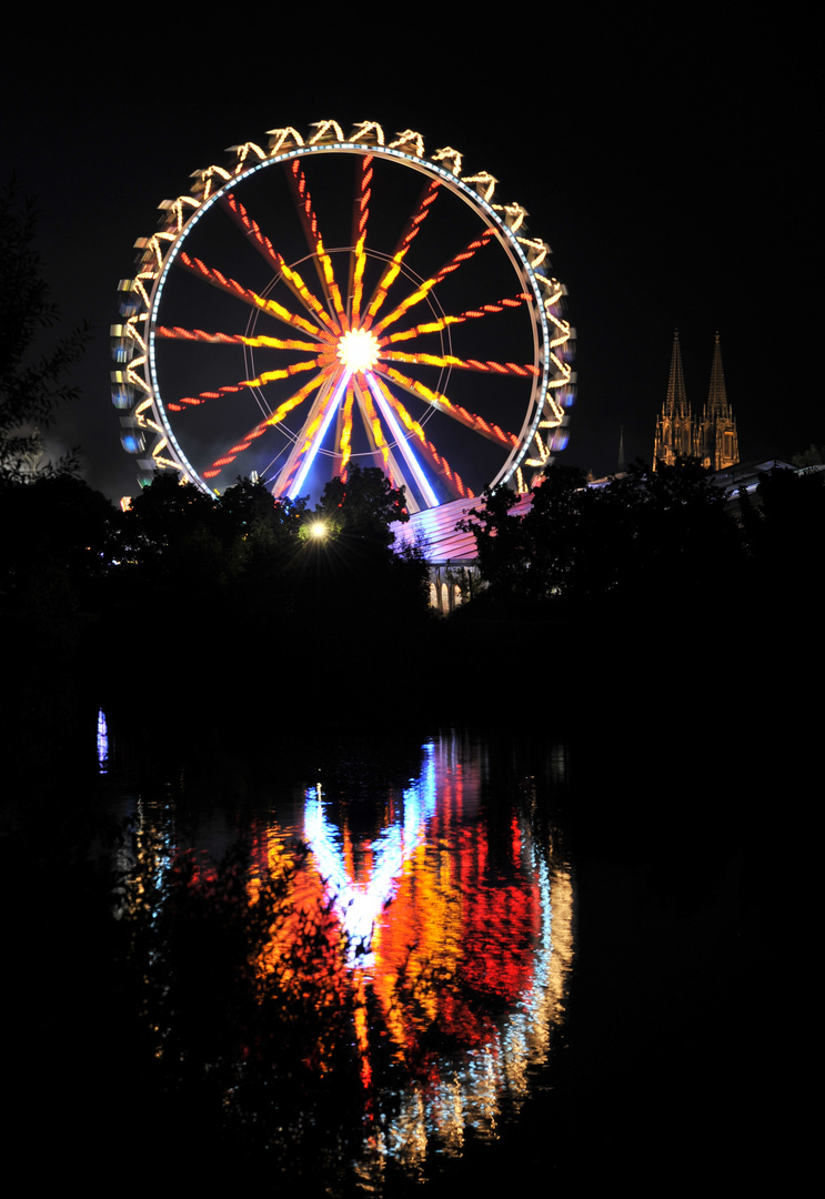 Riesenrad und Dom Regensburg