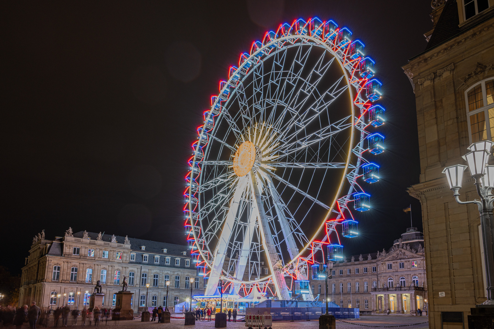 Riesenrad vor dem Stuttgarter Schloss