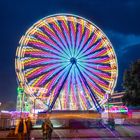 Riesenrad zur blauen Stunde 