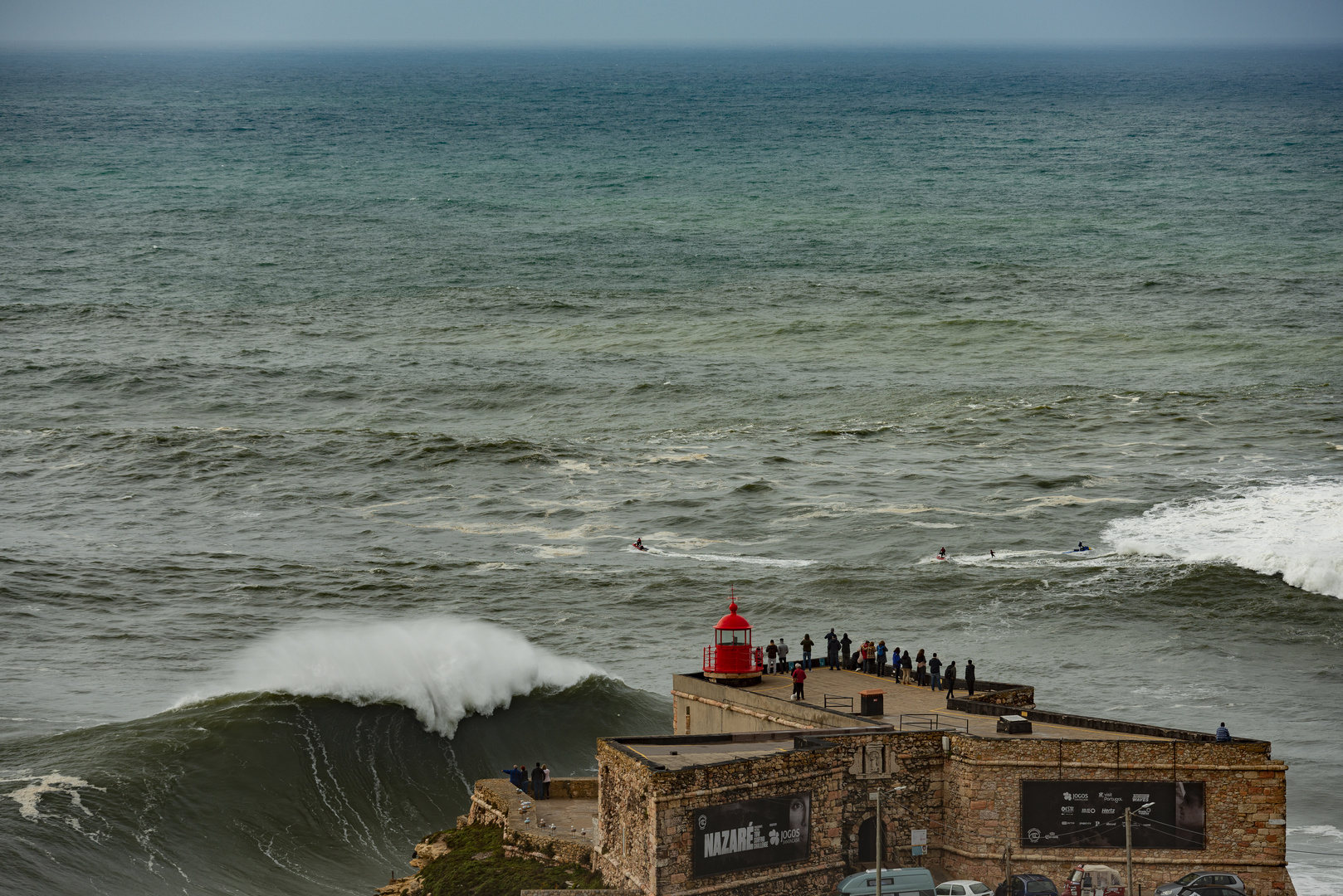 Riesenwellen in Nazaré