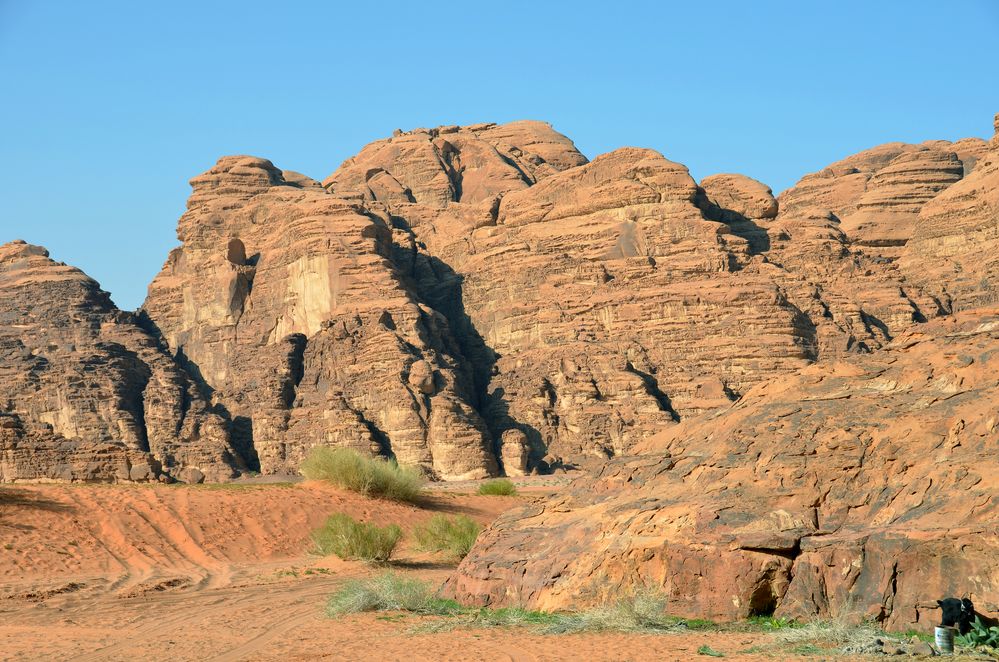 Riesige Granitfelsen im Wadi Rum