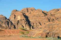 Riesige Granitfelsen im Wadi Rum