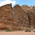 Riesige Granitfelsen im Wadi Rum in Jordanien