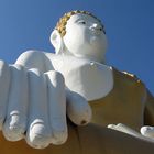 riesiger, wunderschöner Buddha Nähe Chiang Mai