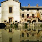 Riflessi a Bagno Vignoni