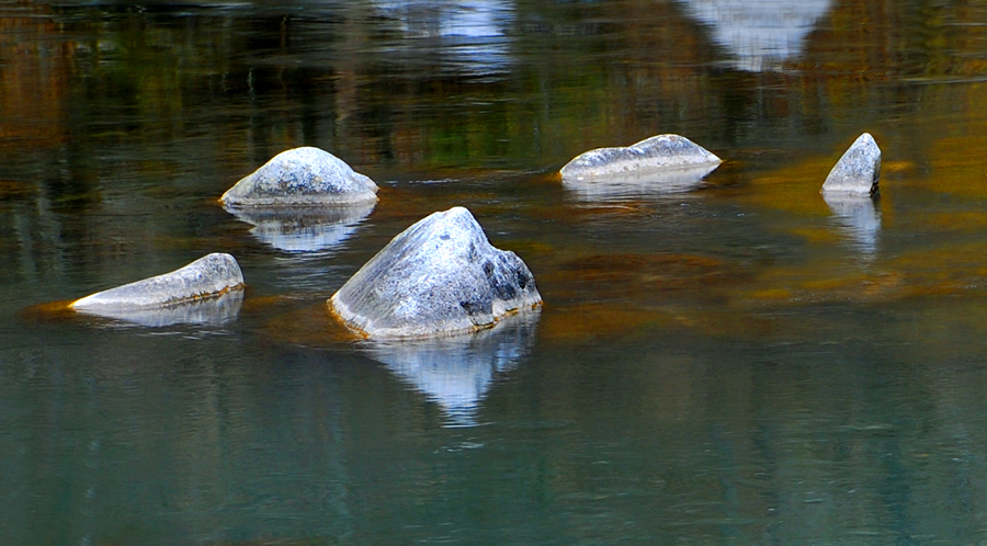 riflessi in Gola della Rienza