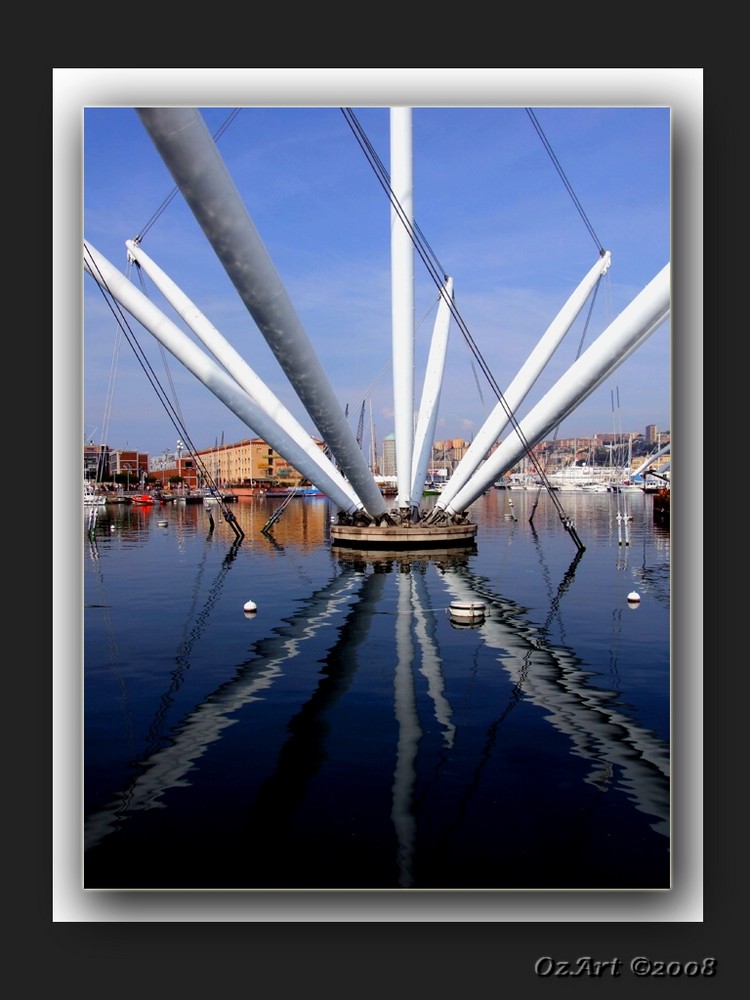 " Riflessi nel Porto Antico "