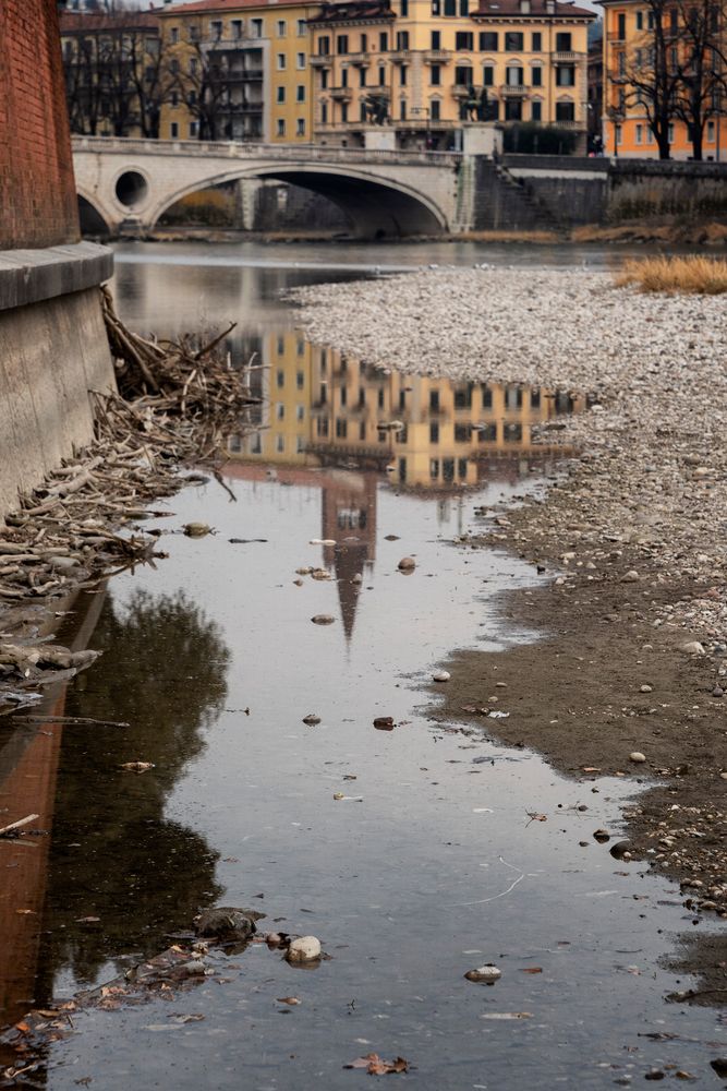 Riflessi nell'Adige, Verona