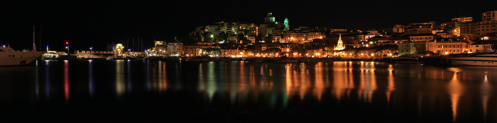 Riflessi Notturni a Porto Maurizio (Agosto 2010)