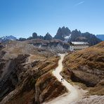 ...Rifugio Auronzo...