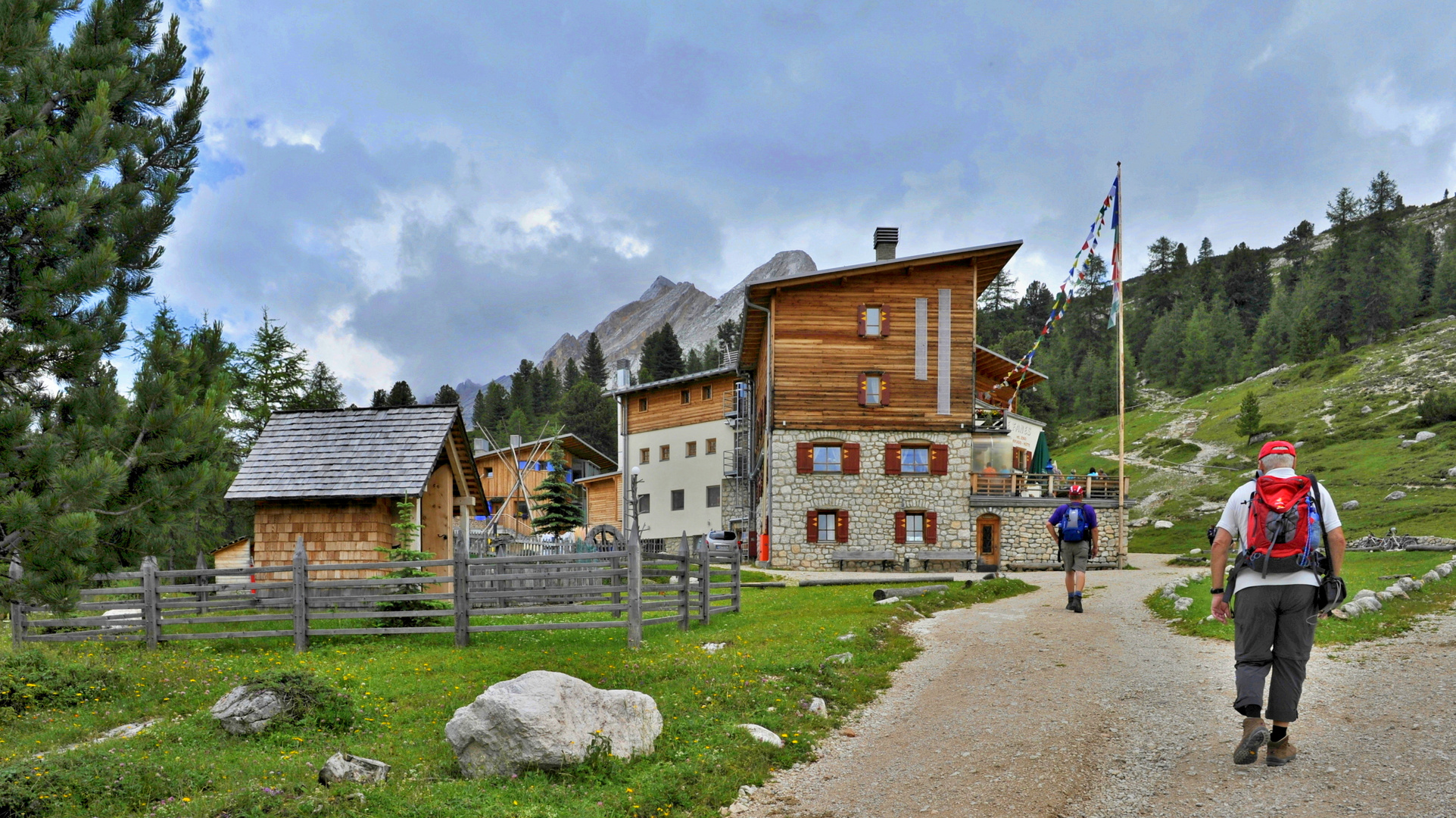 Rifugio Fanes-Hütte 2060 m