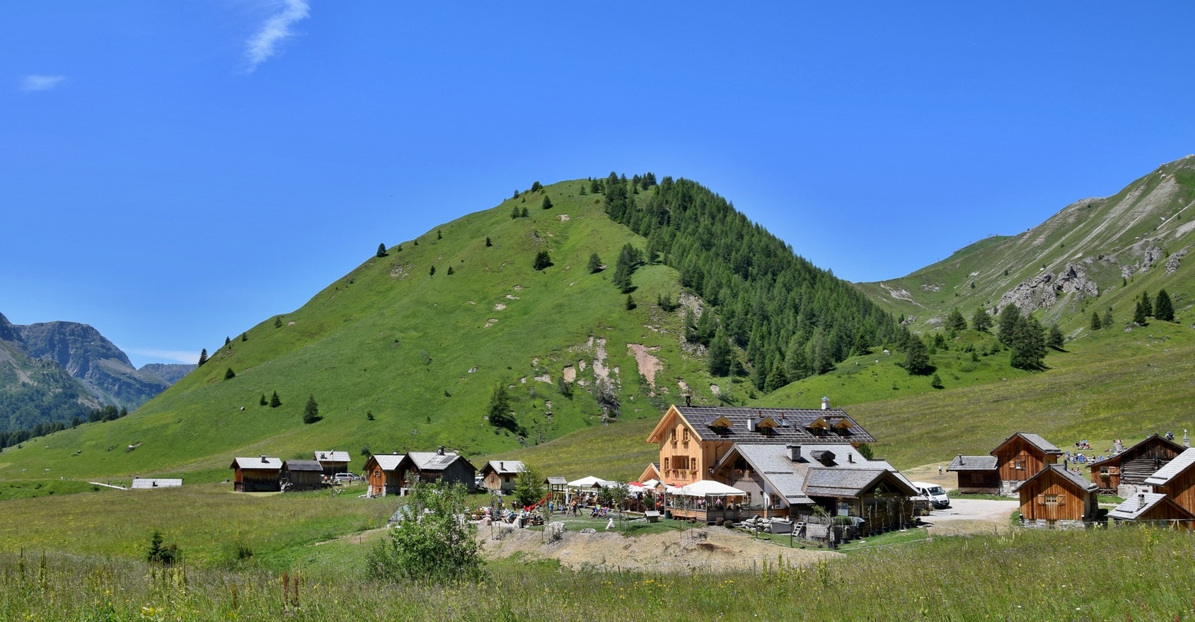 Rifugio Fuciade 1982 m