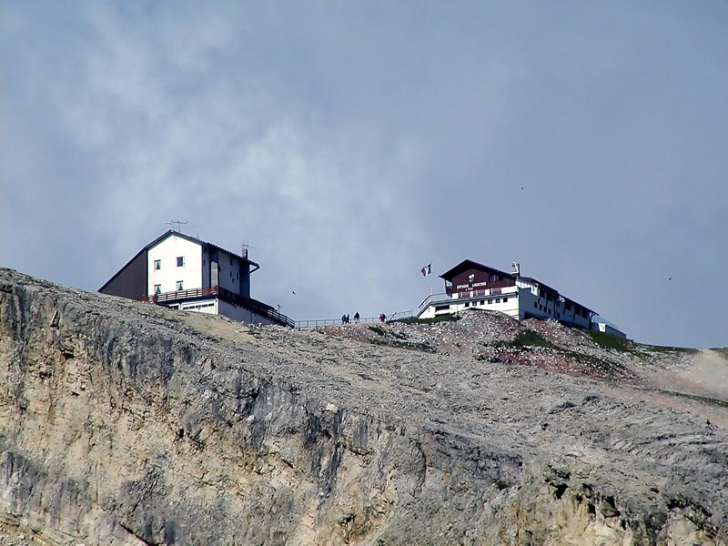 Rifugio Lagazuoi und Bergstation