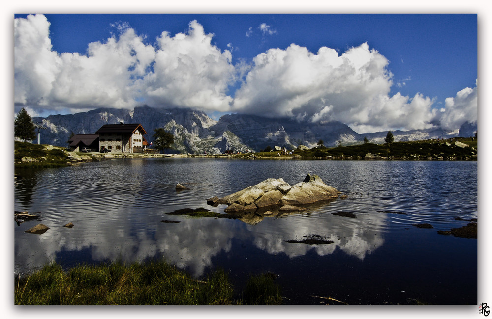 Rifugio Viviani - Pradalago - m.2082 slm