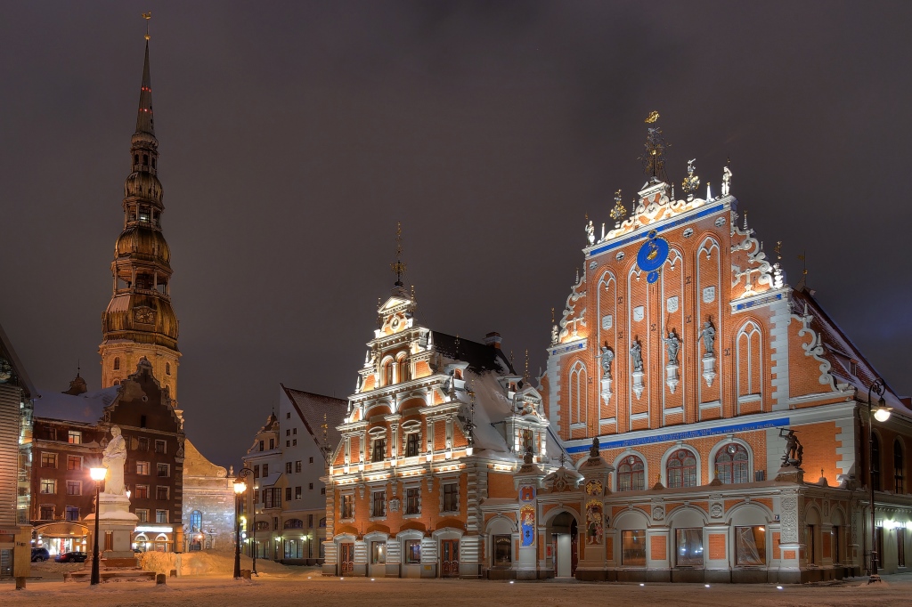 Riga - Schwarzhäupterhaus und Petrikirche