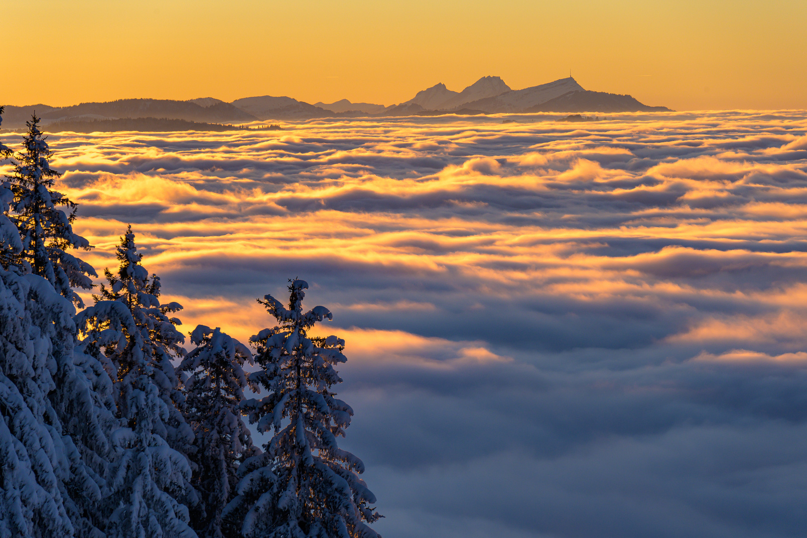 Rigi und Pilatus - Blick vom Tanzboden