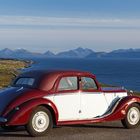 Riley mit Blick auf die Isle of Skye