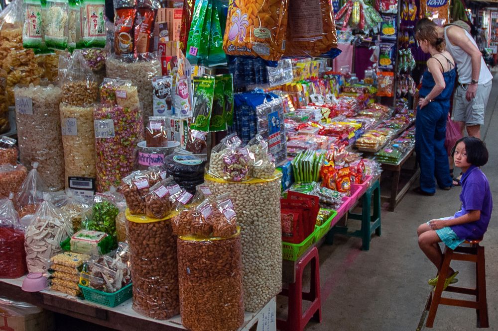 Rim Moei Market near Mae Sot