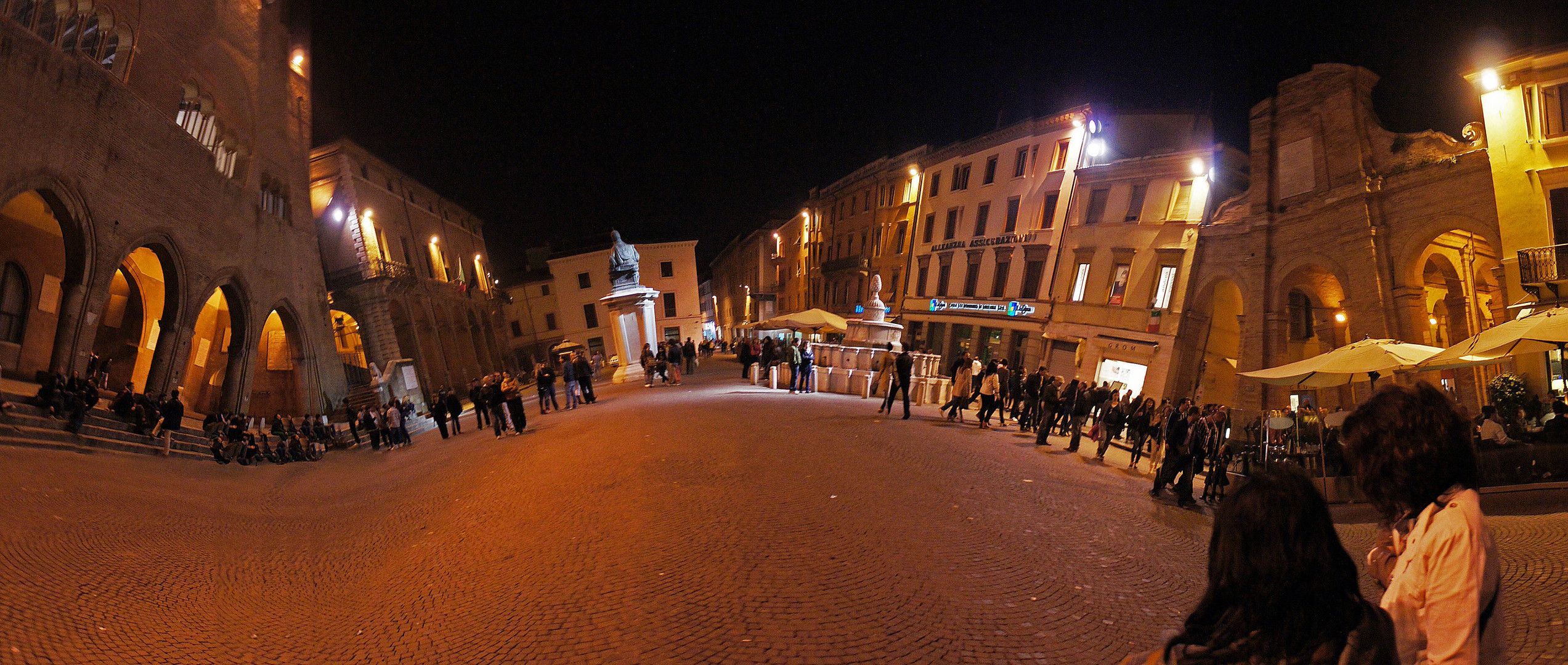 Rimini piazza Cavour (After drink)