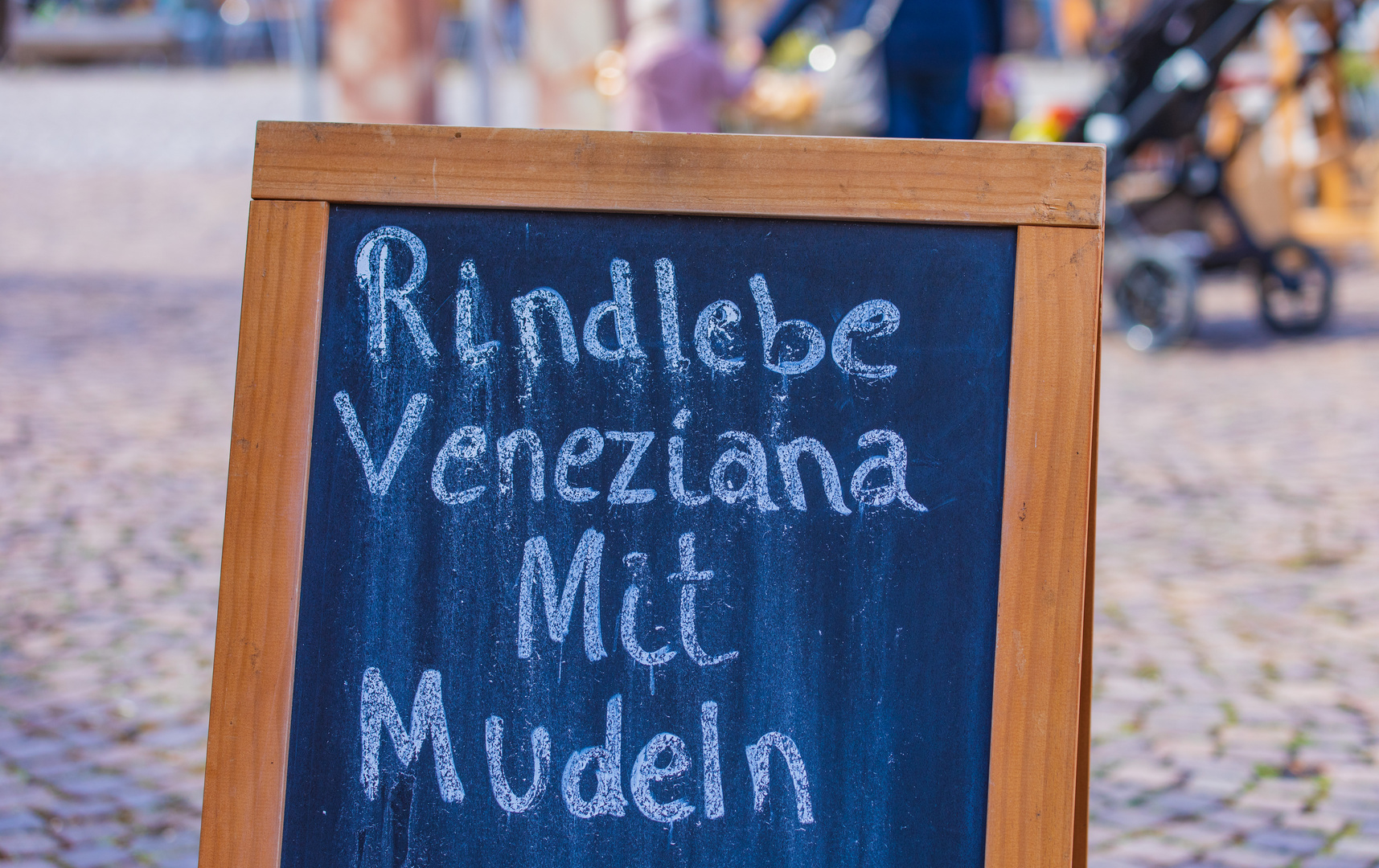 Rinderlebe mit Mudeln..