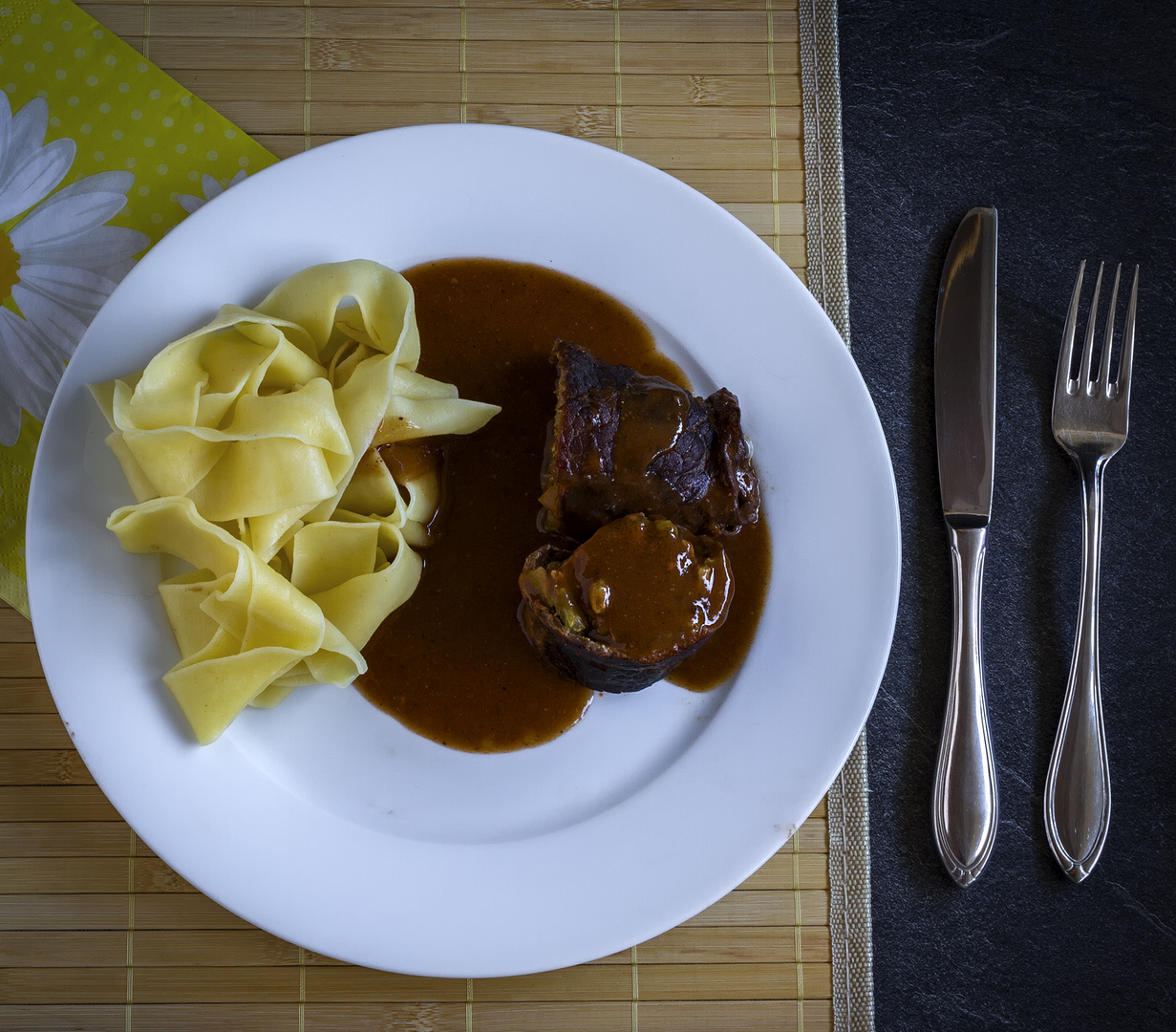 Rindsrouladen mit Pappardelle