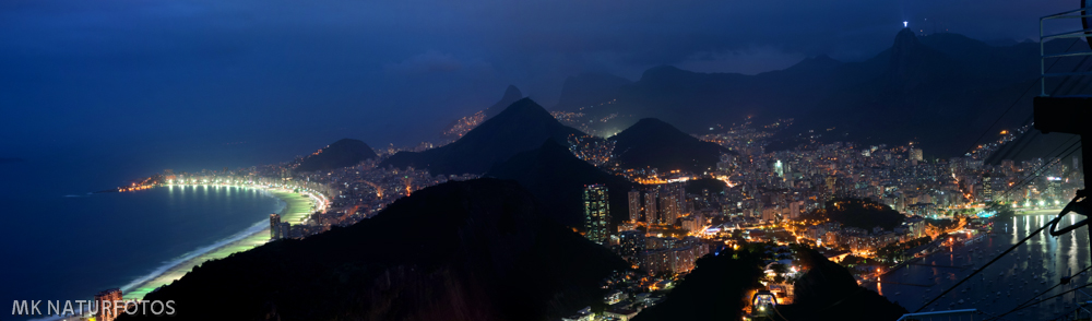 Rio bei Nacht; Brasilien