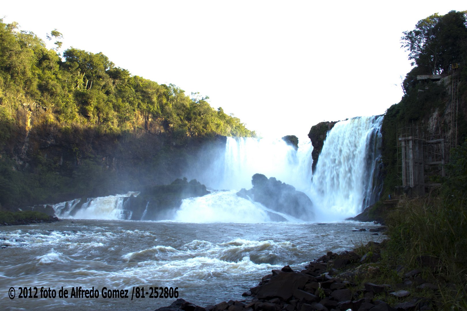 Rio Monday - Ciudad Presidente Franco Paraguay