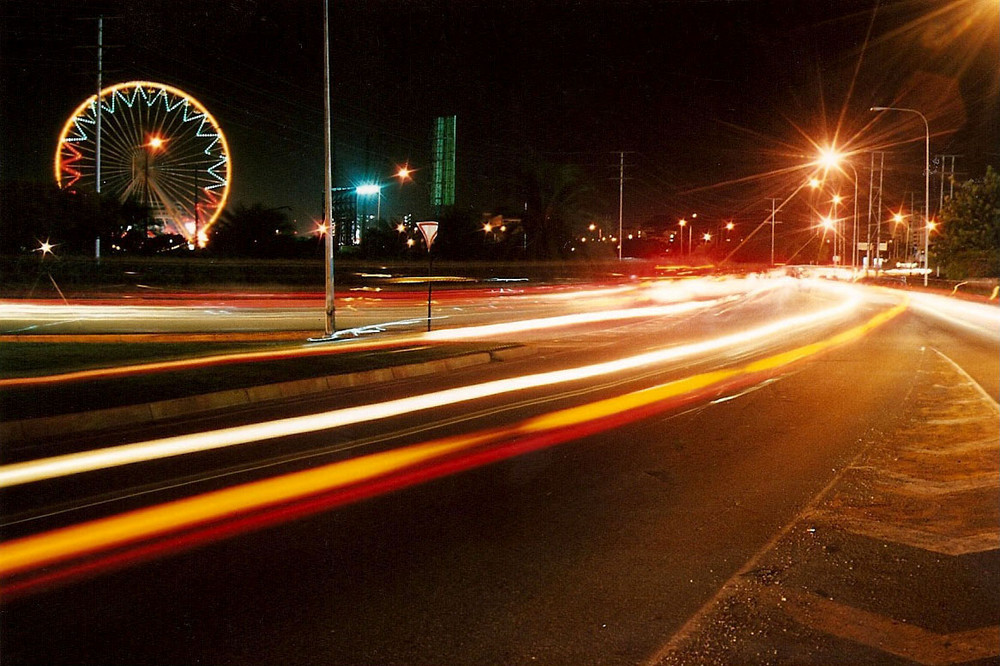 rio nocturno