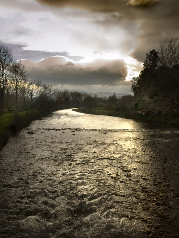 RIO SAJA, A SU PASO POR VILLANUEVA DE LA PEÑA - CANTABRIA