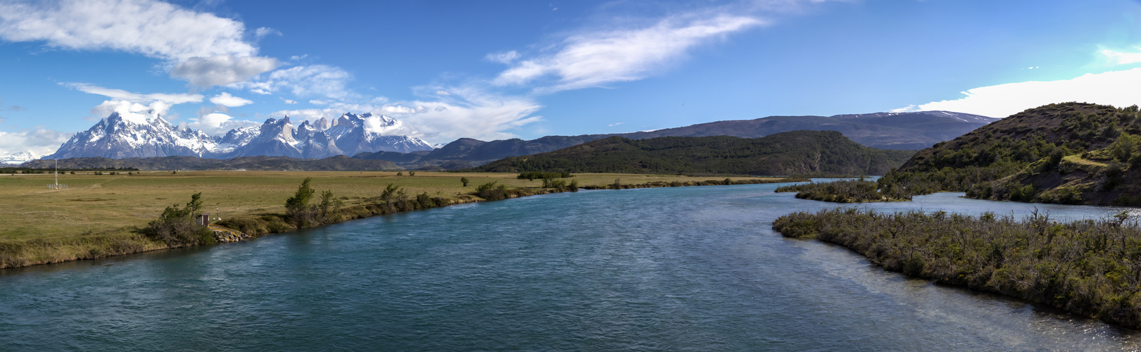 Rio Serrano mit Paine Massiv 